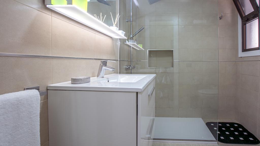 Apartamentos Portonovo Puerto Rico  Esterno foto